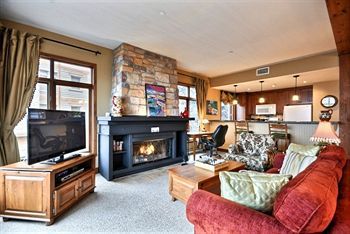 Готель Laltitude Tremblant Sunstar Мон-Трамблан Екстер'єр фото
